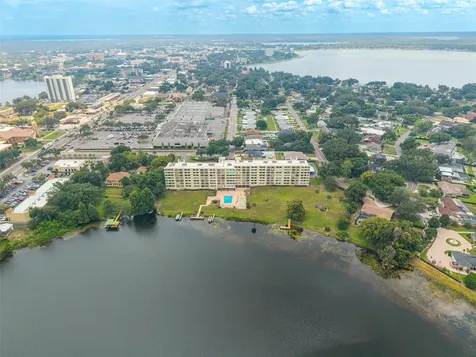 700 Mirror Terrace NW Winter Haven FL 33881