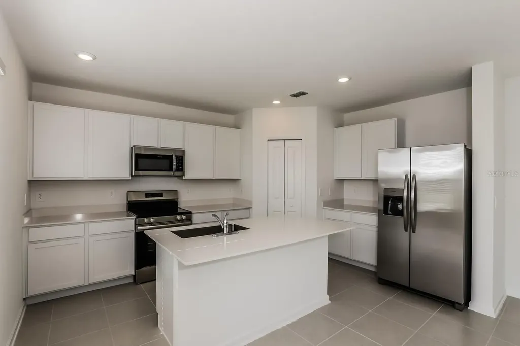 2866 Pennachio Drive Lake Wales FL 33853