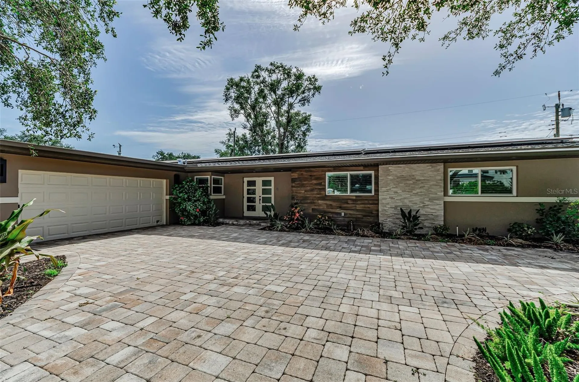861 Rafael Boulevard NE St Petersburg FL 33704
