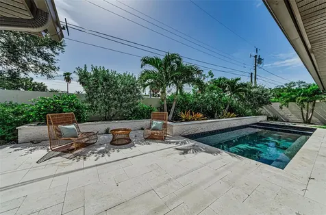 861 Rafael Boulevard NE St Petersburg FL 33704