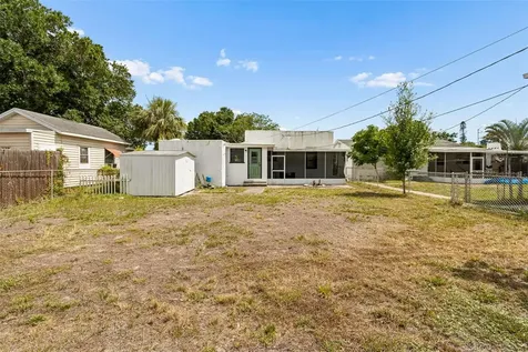 2835 18th Avenue N St Petersburg FL 33713