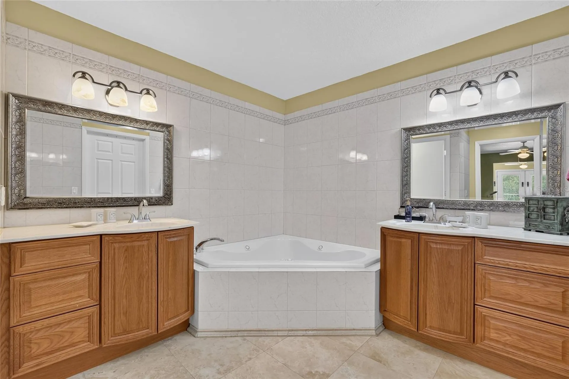 3830 Griffin View Drive Lady Lake FL 32159