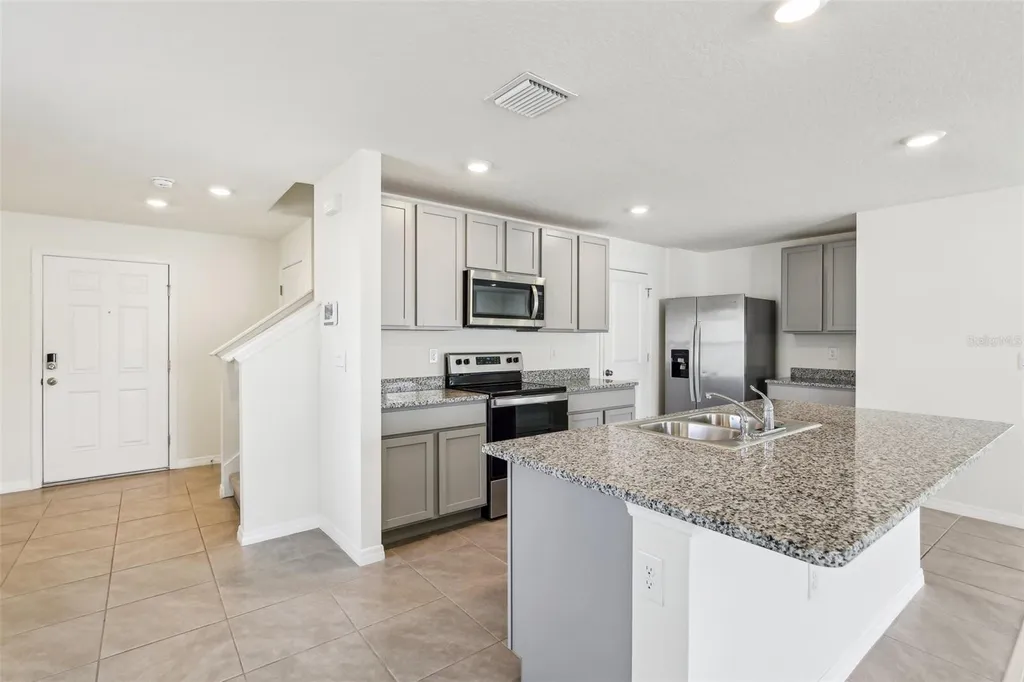 36557 Night Strawberry Court Dade City FL 33525