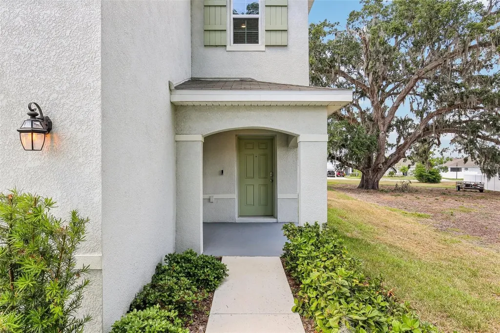36557 Night Strawberry Court Dade City FL 33525