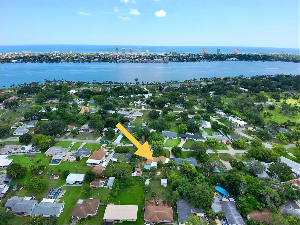 1732 Cordova Avenue Daytona Beach FL 32117