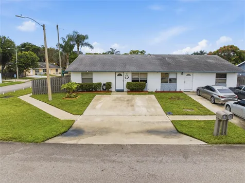 4908 Pimlico Court West Palm Beach FL 33415
