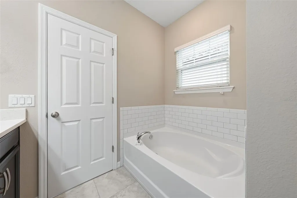 9355 Tyrella Pine Trail Winter Garden FL 34787