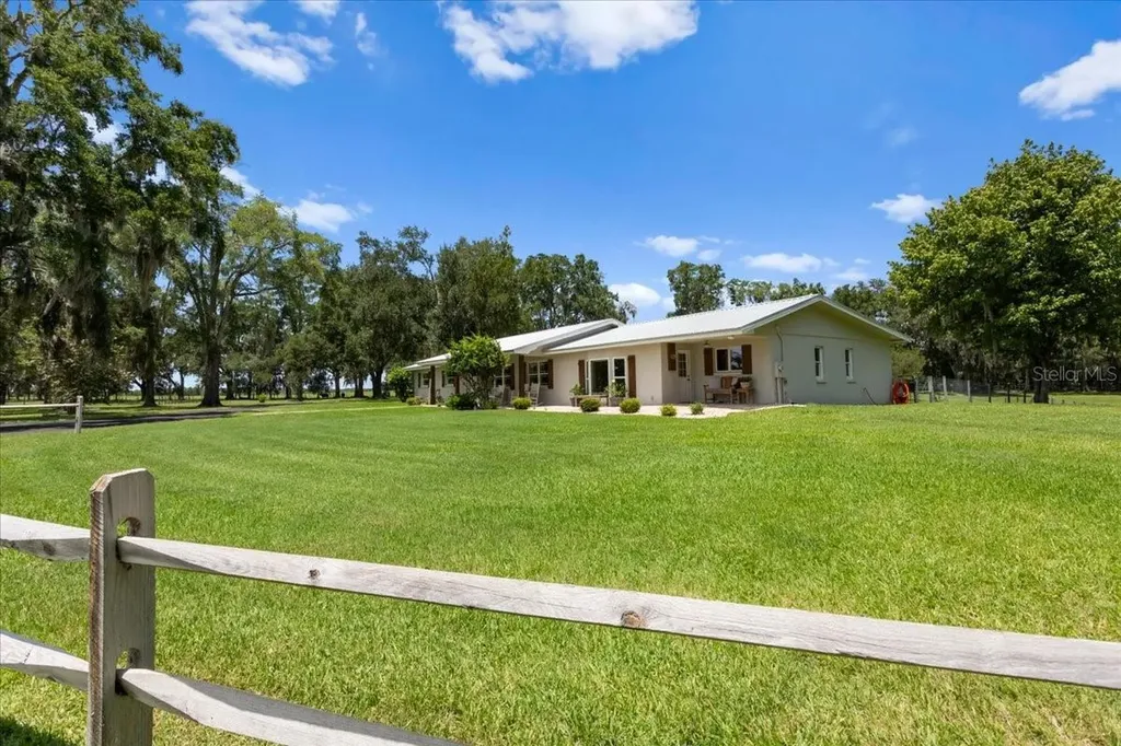 3201 NW 202 Street Newberry FL 32669