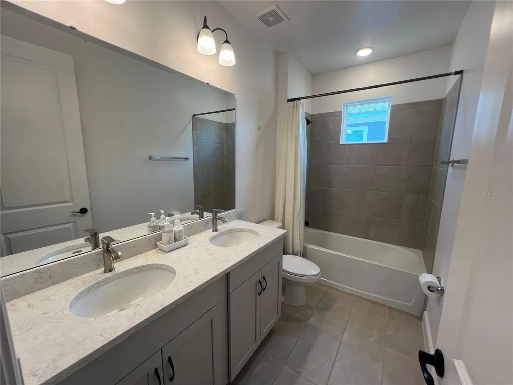 931 Signet Drive Apollo Beach FL 33572