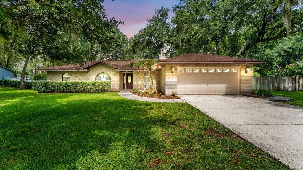 6625 Forestwood Drive W Lakeland FL 33811
