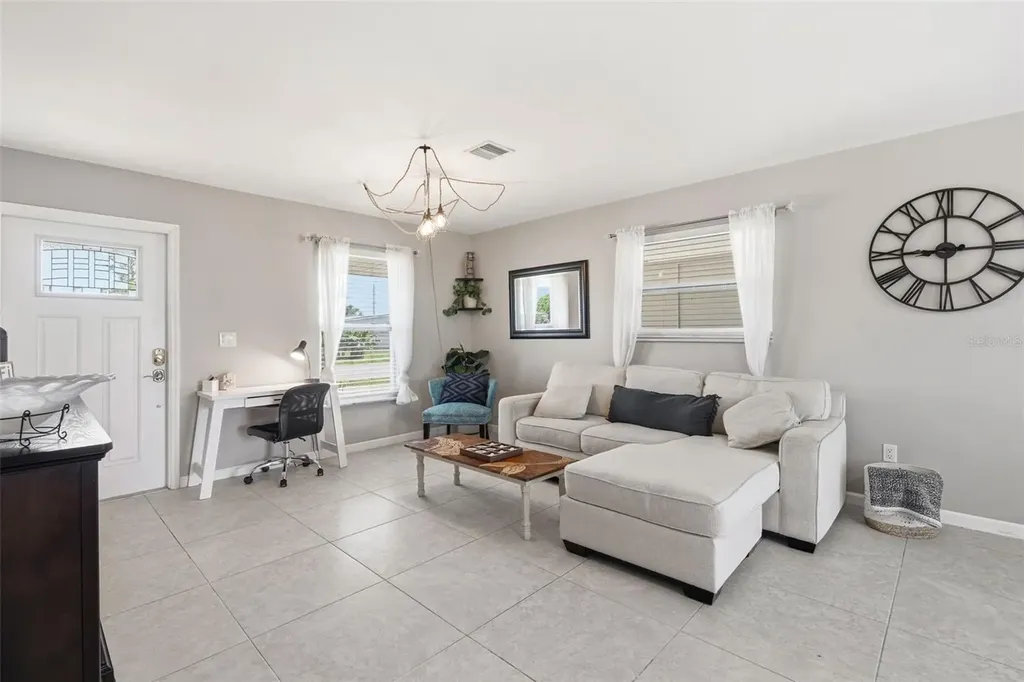 21531 Gladis Avenue Port Charlotte FL 33952