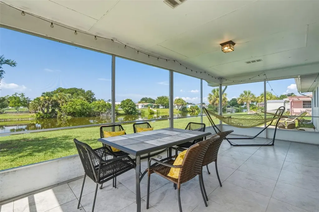 21531 Gladis Avenue Port Charlotte FL 33952