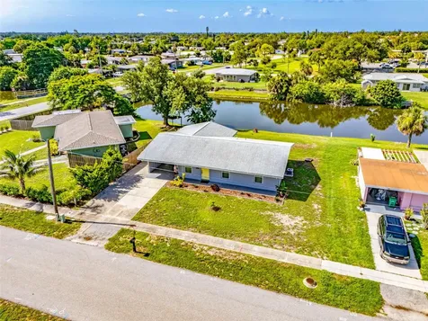 21531 Gladis Avenue Port Charlotte FL 33952