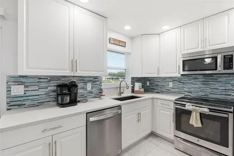 21531 Gladis Avenue Port Charlotte FL 33952