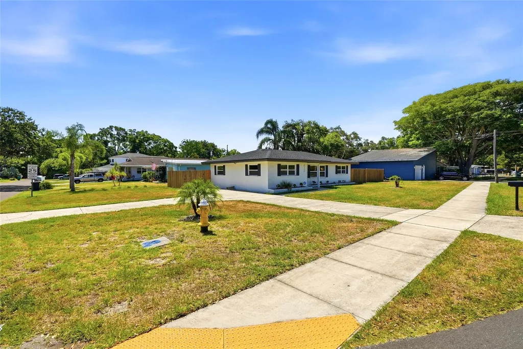 2117 N Hercules Avenue Clearwater FL 33763
