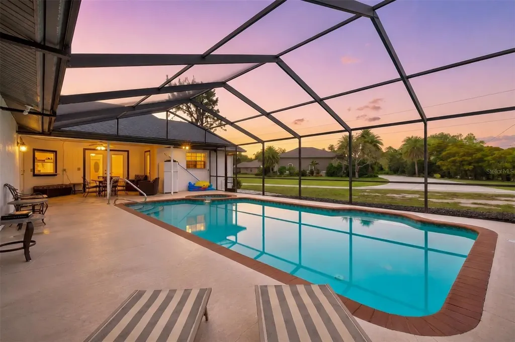1420 Mackintosh Boulevard Nokomis FL 34275
