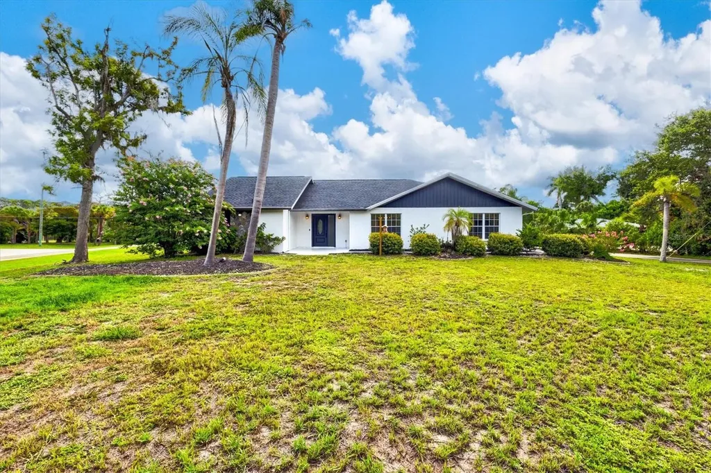 1420 Mackintosh Boulevard Nokomis FL 34275