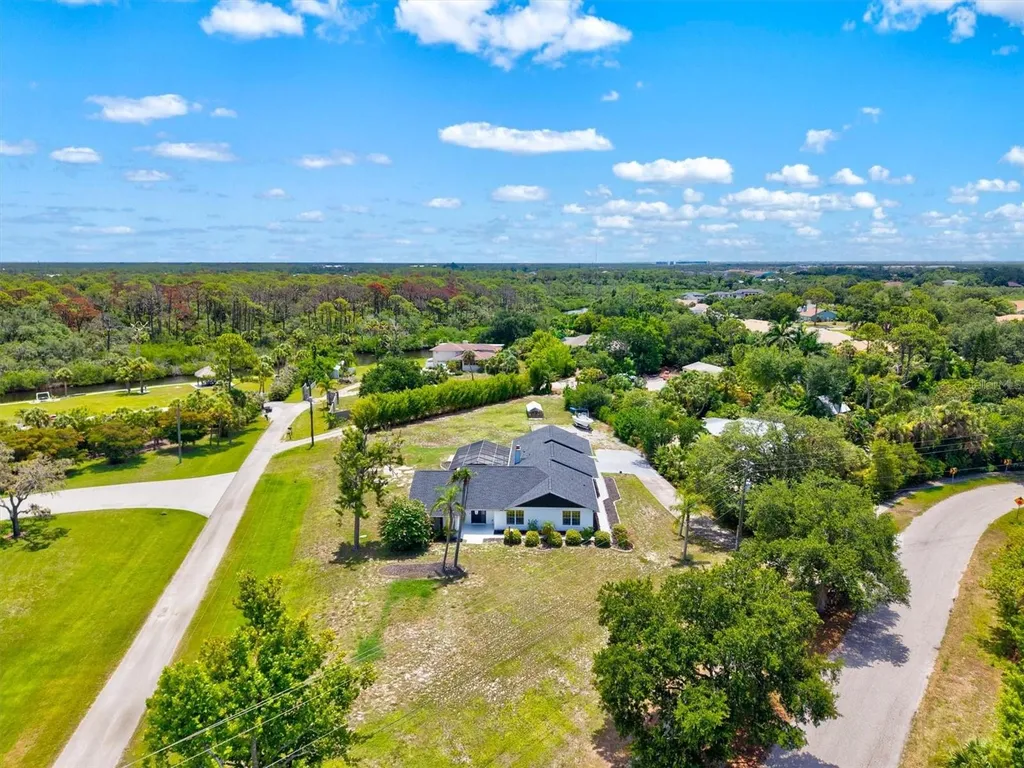 1420 Mackintosh Boulevard Nokomis FL 34275
