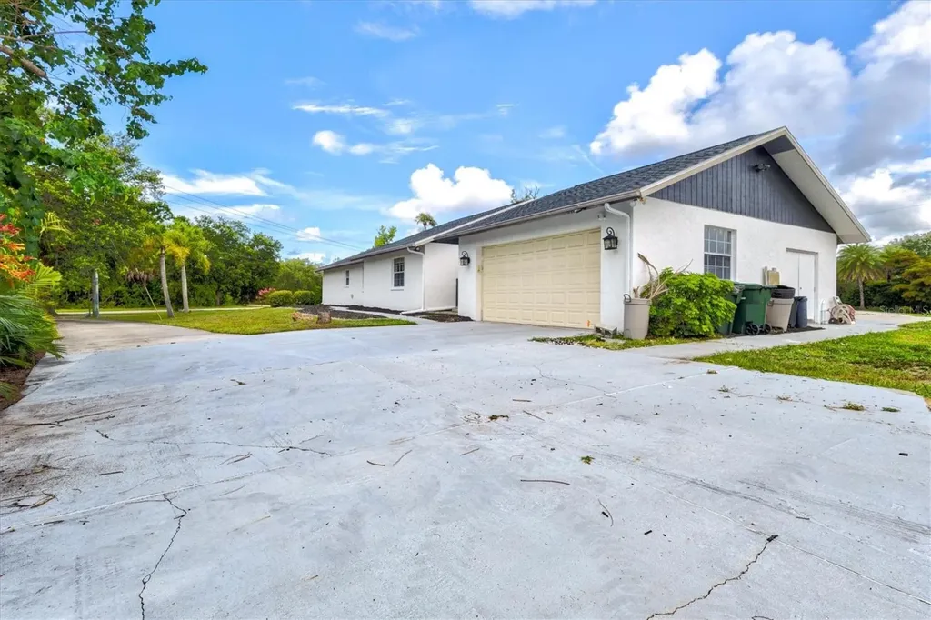 1420 Mackintosh Boulevard Nokomis FL 34275