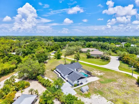 1420 Mackintosh Boulevard Nokomis FL 34275