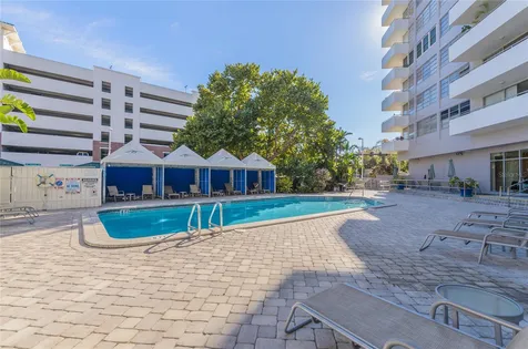 470 3rd Street S St Petersburg FL 33701