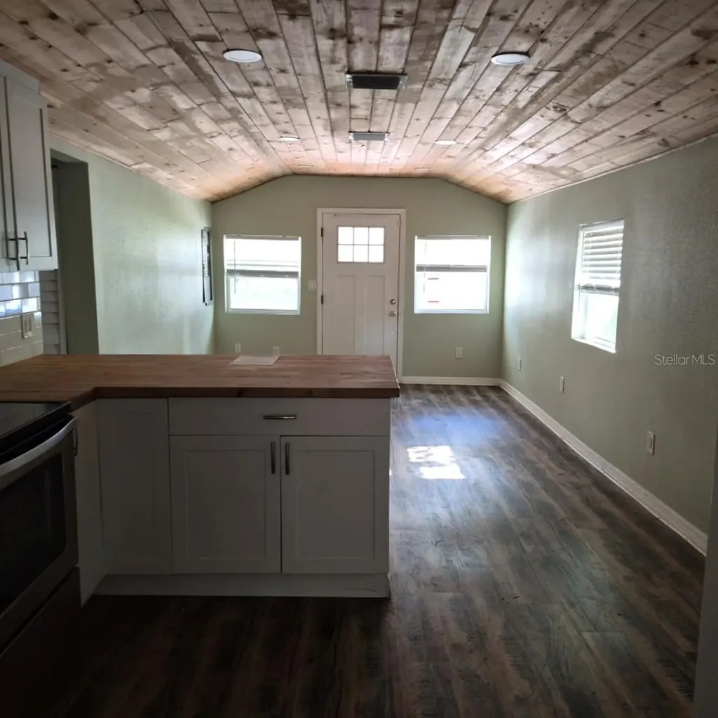 7409 Rhode Island Drive Tampa FL 33619