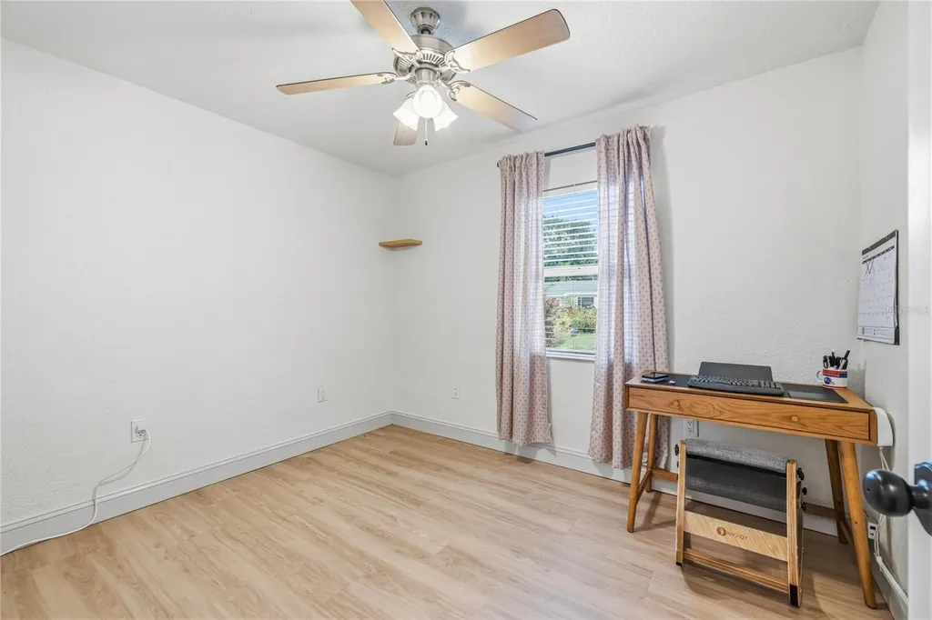 3913 W Wallace Avenue Tampa FL 33611
