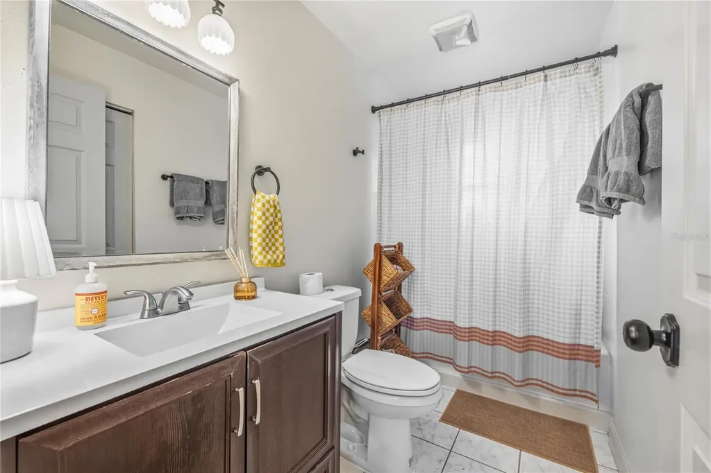 3913 W Wallace Avenue Tampa FL 33611