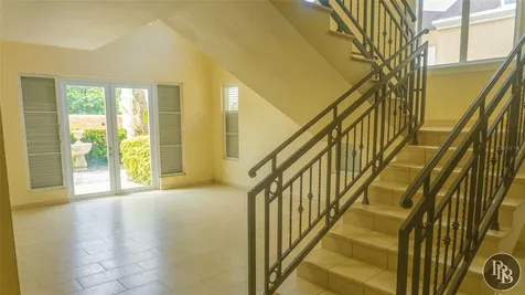 49 Vereda Street Monteverde Real Dev San Juan PR 00926