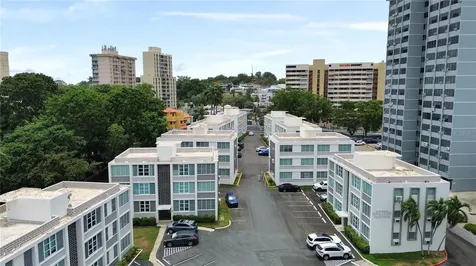 K1 Ave. Luis Vigoreaux Guaynabo PR 00966