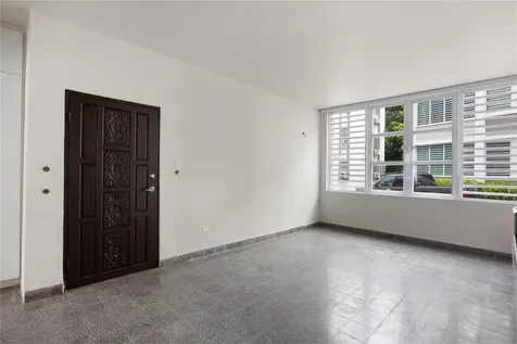 K1 Ave. Luis Vigoreaux Guaynabo PR 00966
