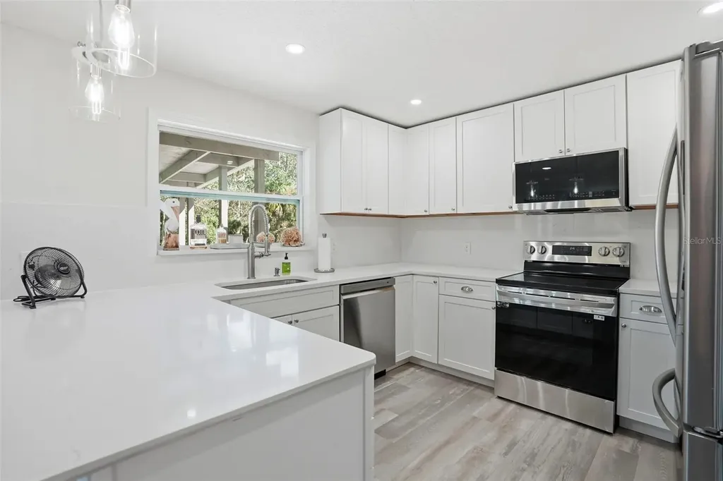 7266 Tropical Drive Weeki Wachee FL 34607