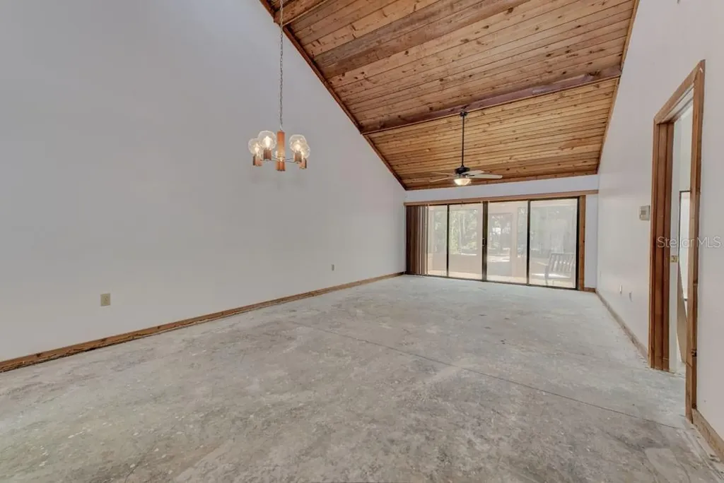7620 4th Avenue W Bradenton FL 34209
