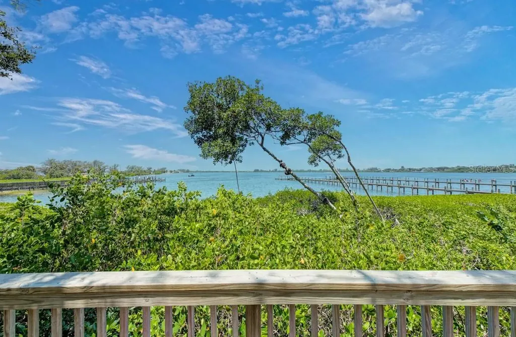 7620 4th Avenue W Bradenton FL 34209