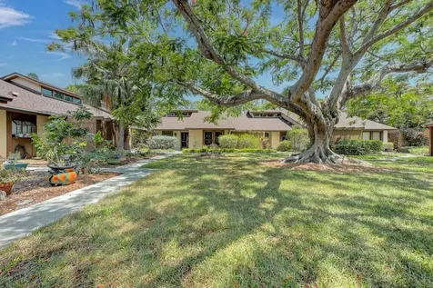 7620 4th Avenue W Bradenton FL 34209