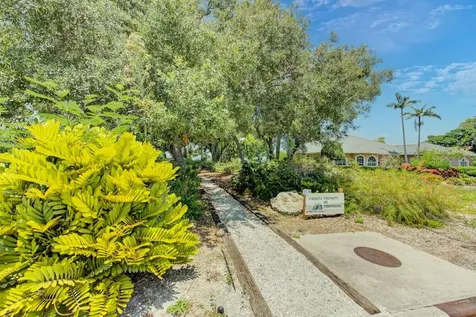 7620 4th Avenue W Bradenton FL 34209