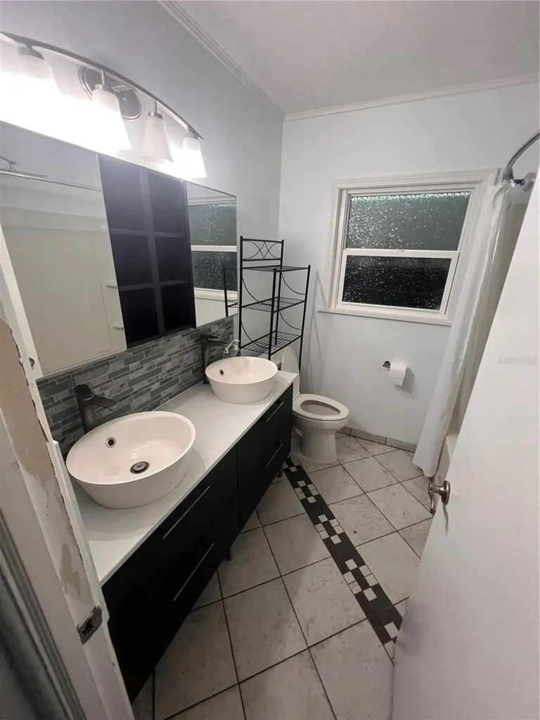 4127 28th Avenue N St Petersburg FL 33713