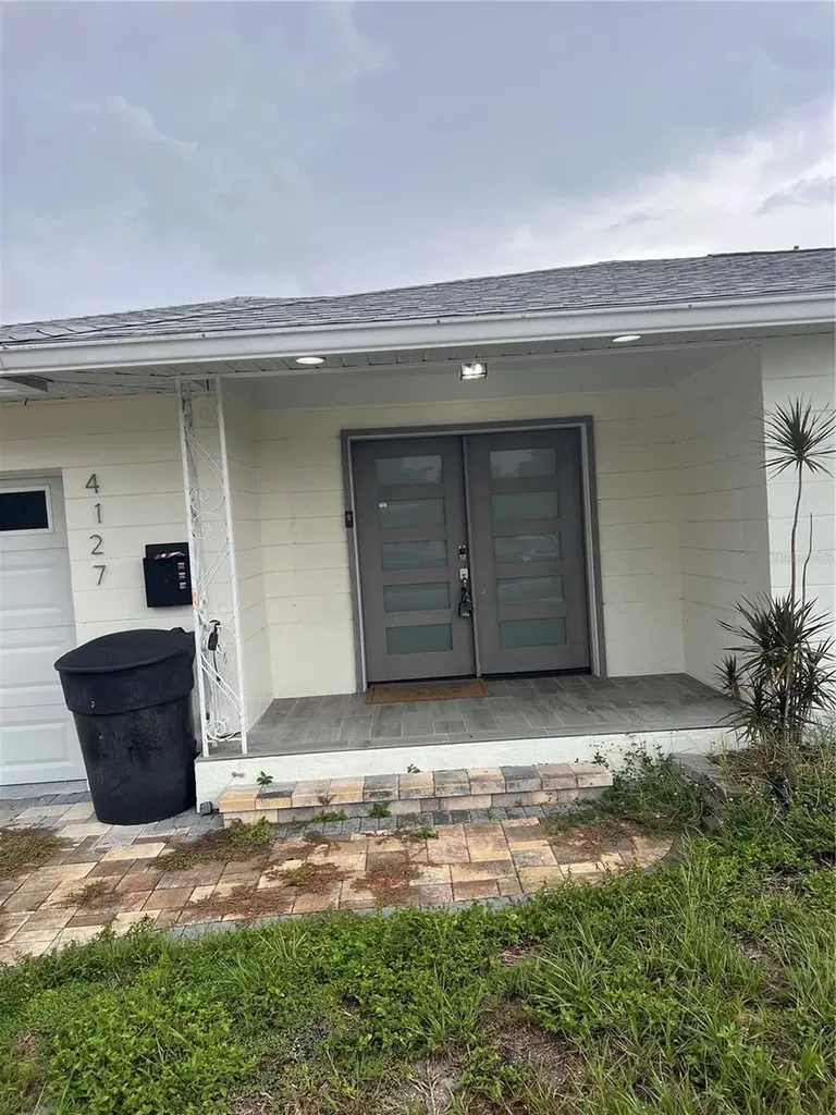 4127 28th Avenue N St Petersburg FL 33713