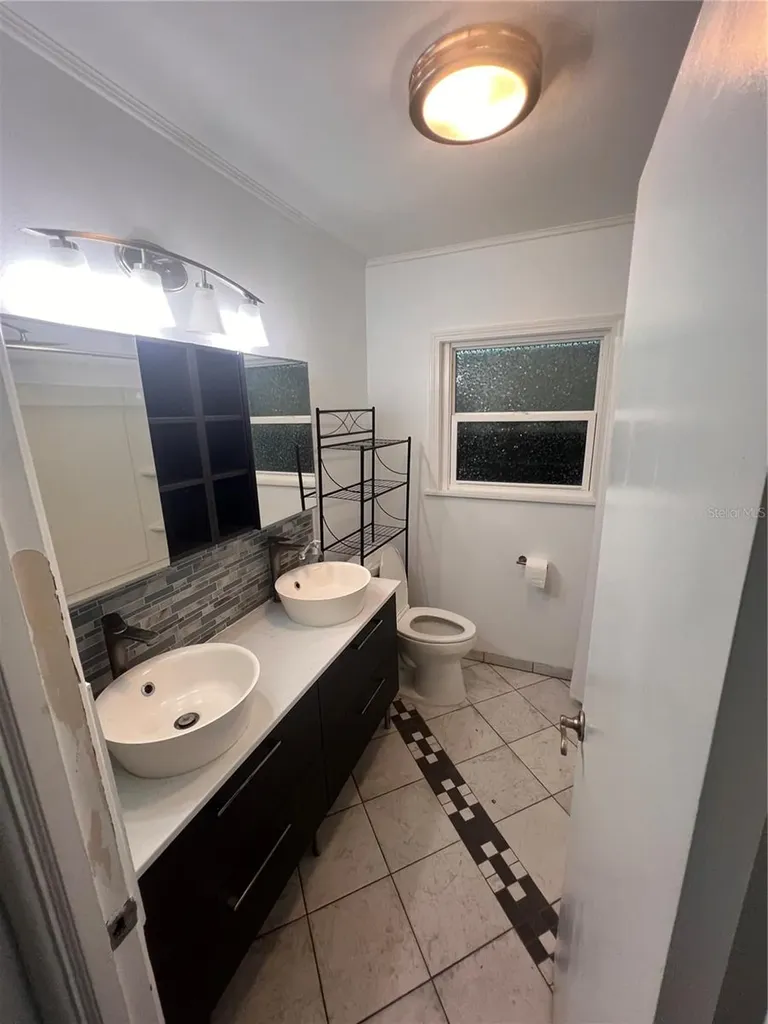 4127 28th Avenue N St Petersburg FL 33713