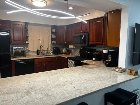 4127 28th Avenue N St Petersburg FL 33713