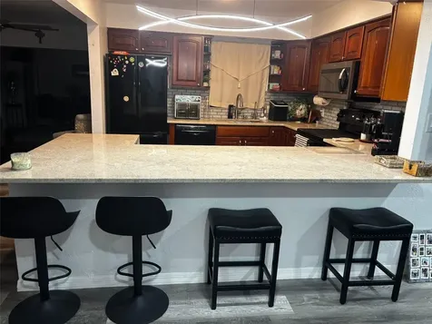 4127 28th Avenue N St Petersburg FL 33713