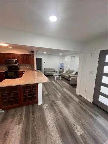 4127 28th Avenue N St Petersburg FL 33713
