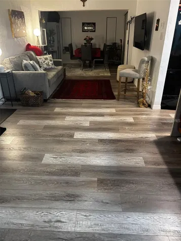 4127 28th Avenue N St Petersburg FL 33713