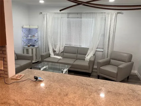 4127 28th Avenue N St Petersburg FL 33713