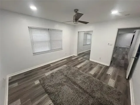 4127 28th Avenue N St Petersburg FL 33713