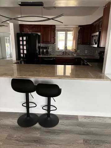 4127 28th Avenue N St Petersburg FL 33713