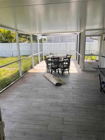 4127 28th Avenue N St Petersburg FL 33713