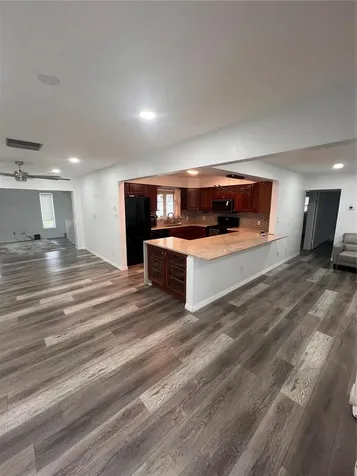4127 28th Avenue N St Petersburg FL 33713