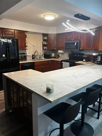 4127 28th Avenue N St Petersburg FL 33713