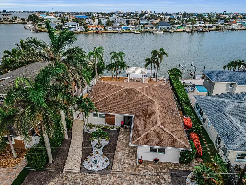 16353 Redington Drive Redington Beach FL 33708